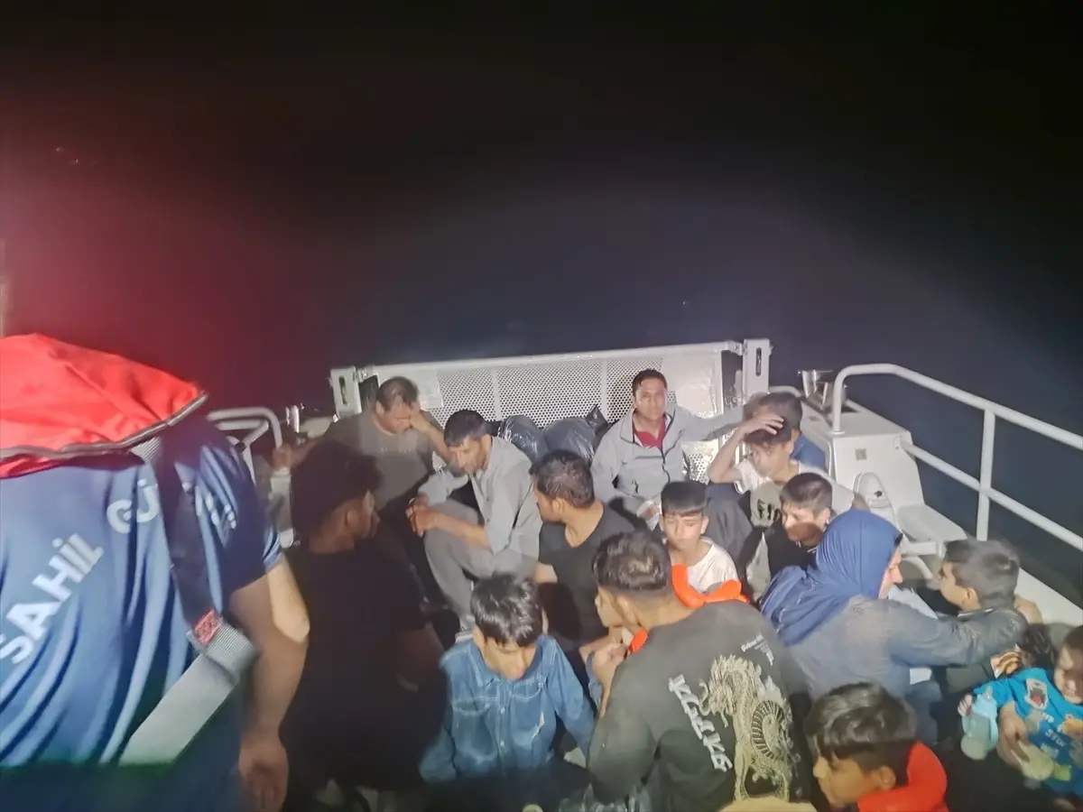 Ayvacık'ta 32 Düzensiz Göçmen Yakalandı
