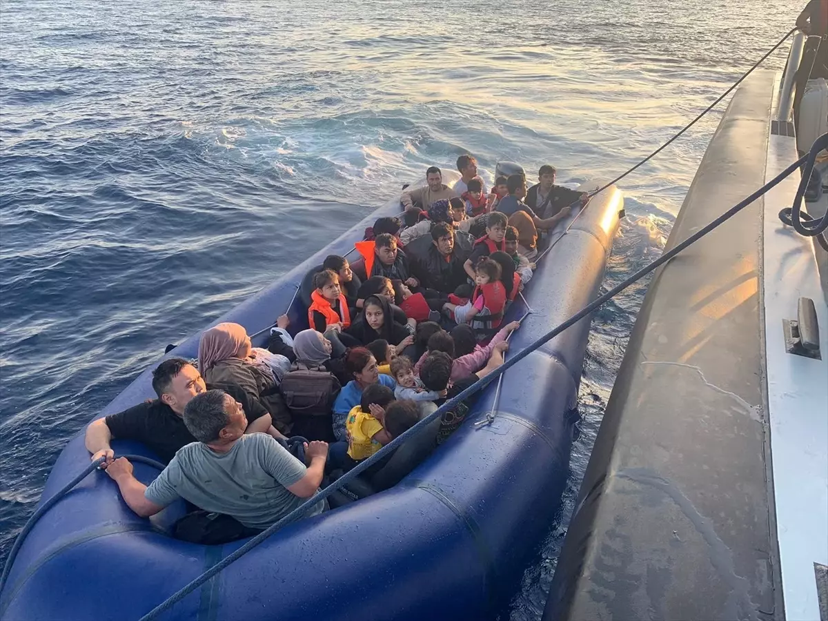 Ayvacık'ta 38 Düzensiz Göçmen Yakalandı