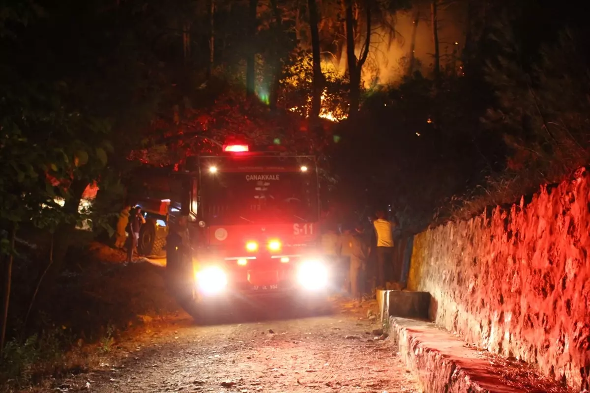 Çanakkale Bayramiç'te Orman Yangınına Müdahale Devam Ediyor