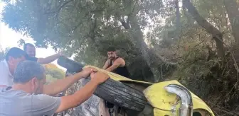 Çanakkale'de Devrilen Otomobilin Sürücüsü Yaralandı