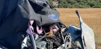 Çanakkale'de Trafik Kazası: Anne ve Oğlu Hayatını Kaybetti