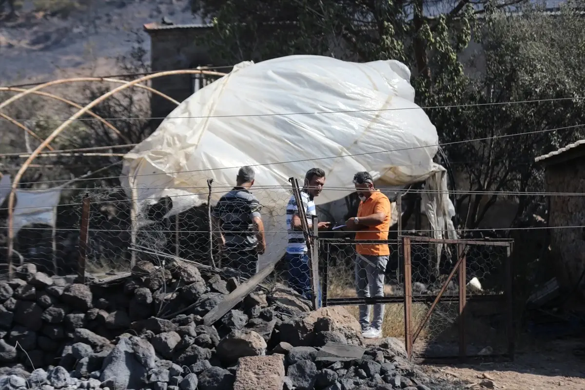 Çanakkale Valisi Yangın Bölgelerini Ziyaret Etti