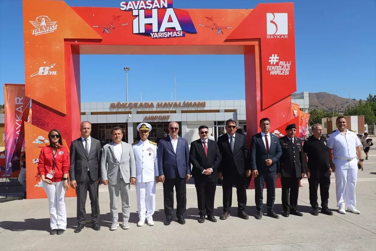 Vali Ömer Toraman, Gökçeada&apos;da TEKNOFEST Yarışmasını Ziyaret Etti