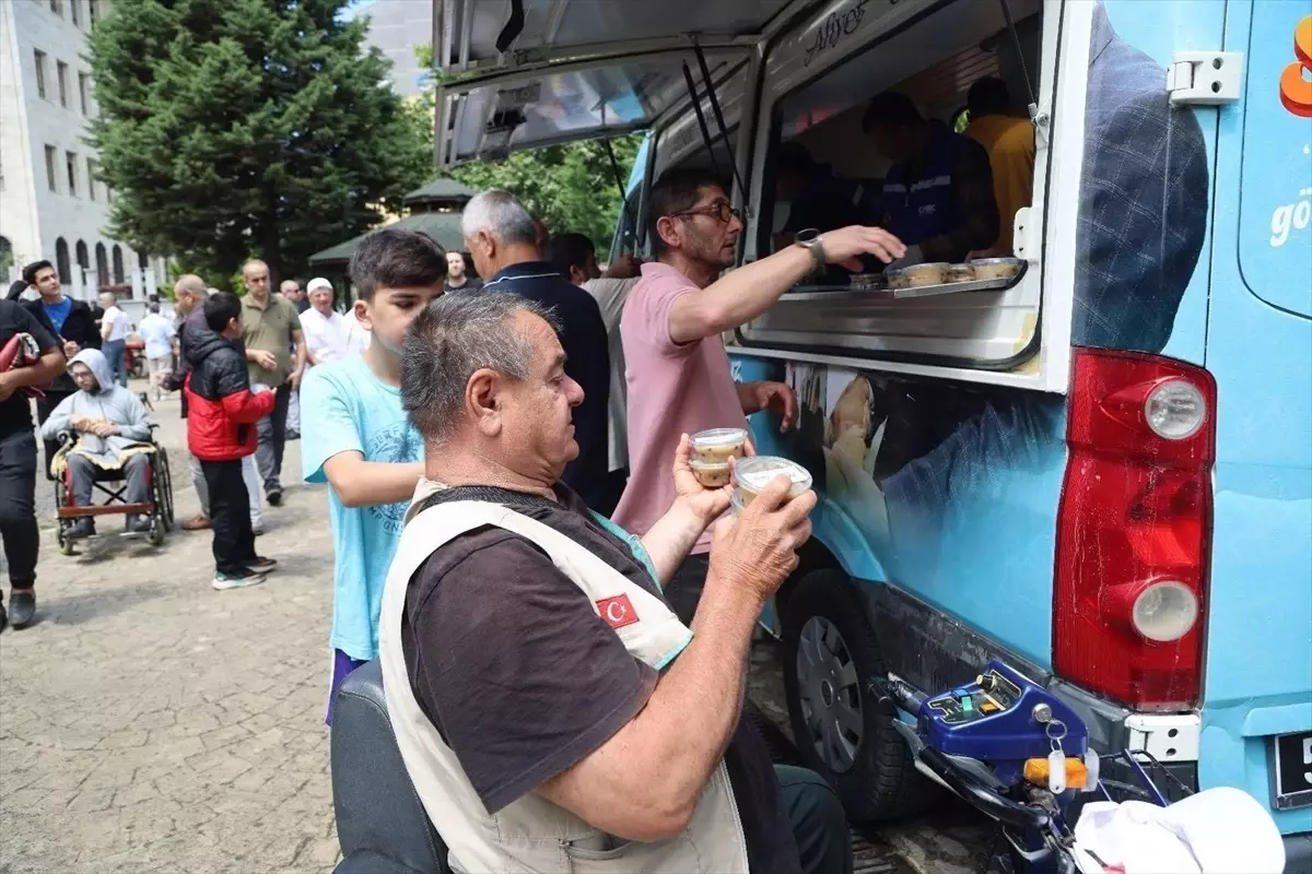 Canik Belediyesi'nden Aşure Günü İkramı