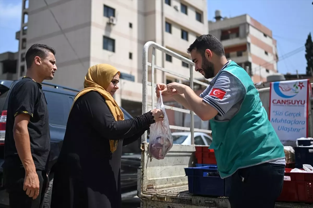 Cansuyu Derneği, yaklaşık 1 milyon 650 bin ihtiyaç sahibine kurban eti ulaştırdı