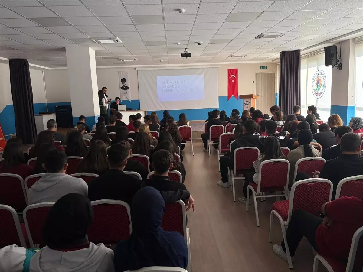 Bağımlılıkla Mücadele Semineri Çarşamba'da Düzenlendi