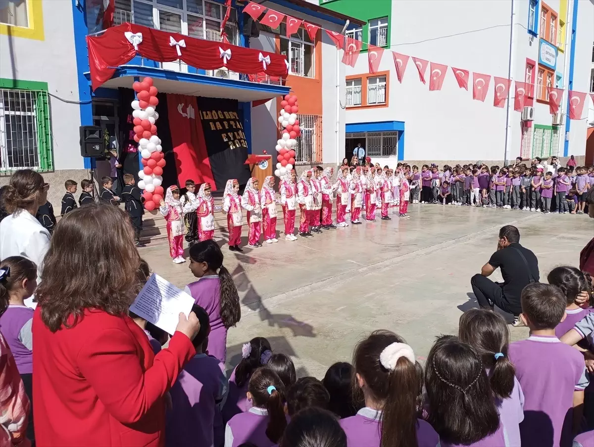 Çarşamba'da İlköğretim Haftası Coşkuyla Kutlandı