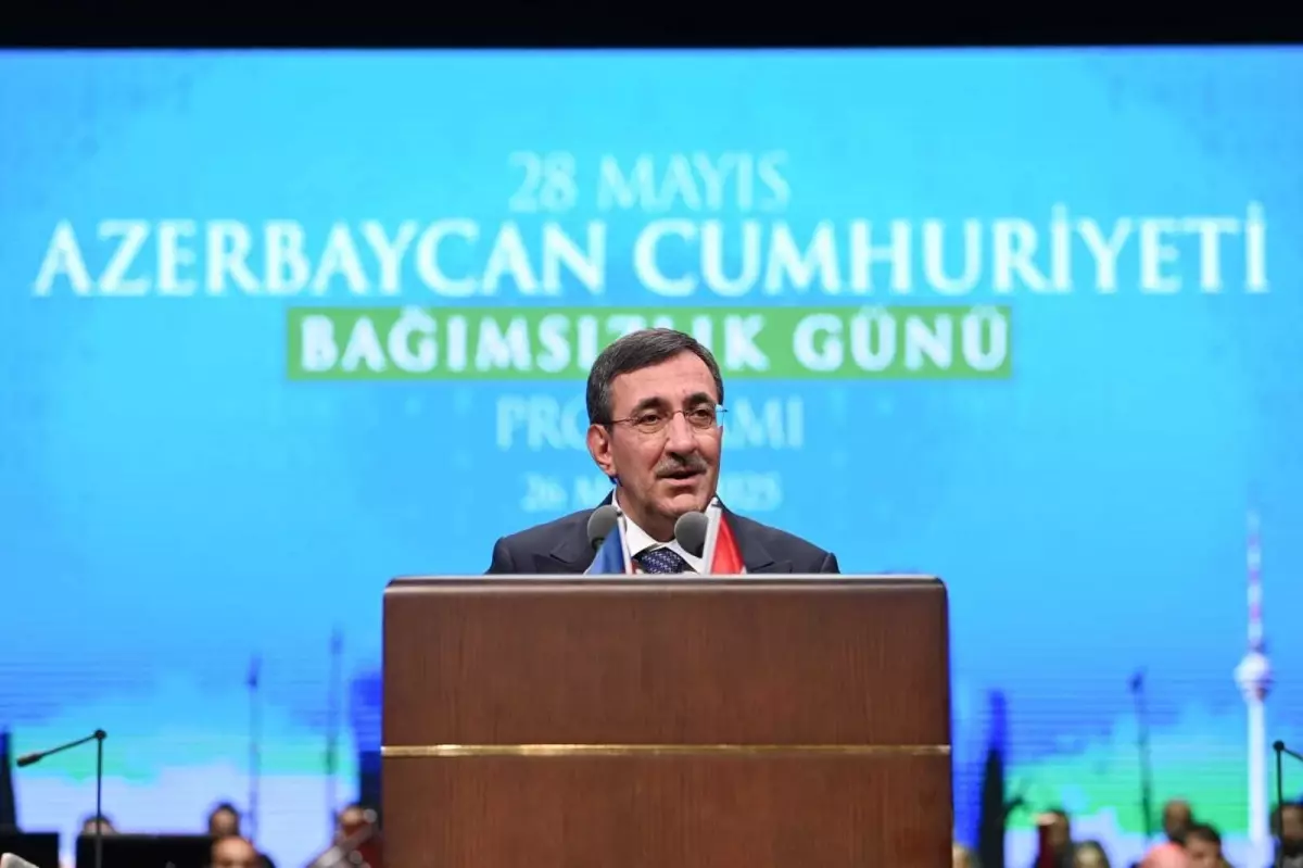 Türkiye ve Azerbaycan Arasındaki Ticaret Hacmi 8 Milyar Dolara Ulaştı