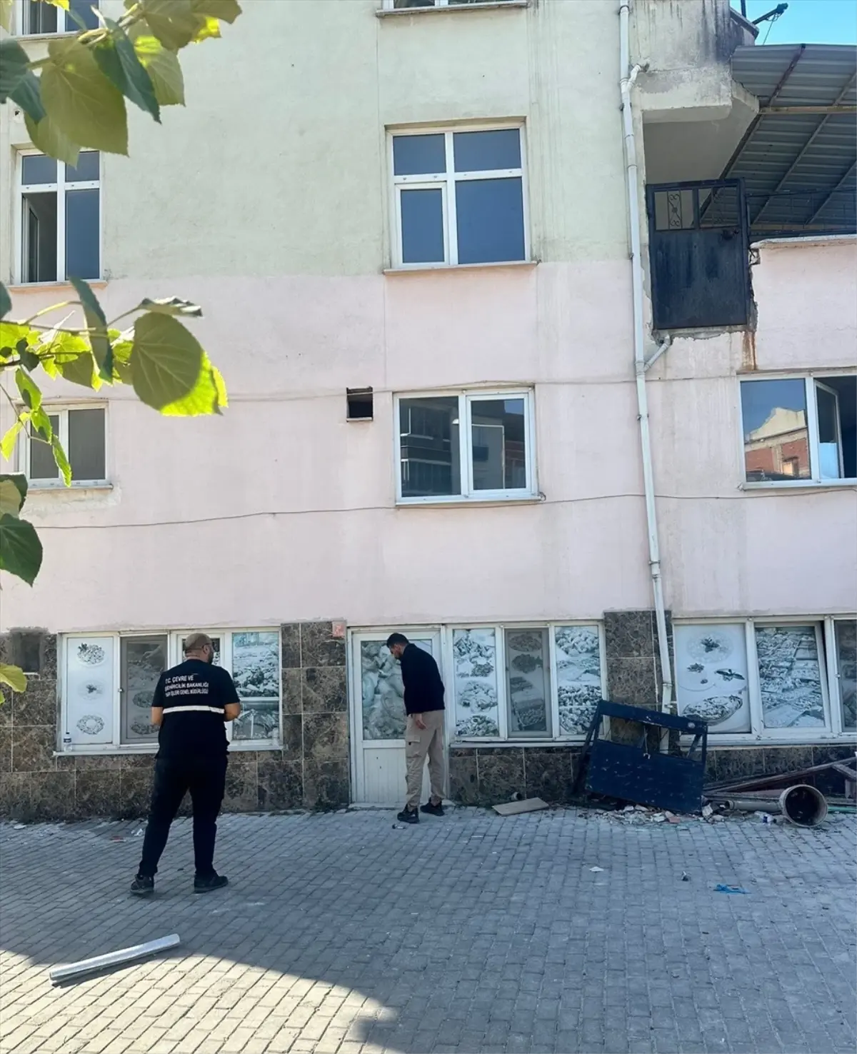 Balıkesir'de 6,1 Büyüklüğünde Deprem: Yapı Hasar Tespitleri Başladı