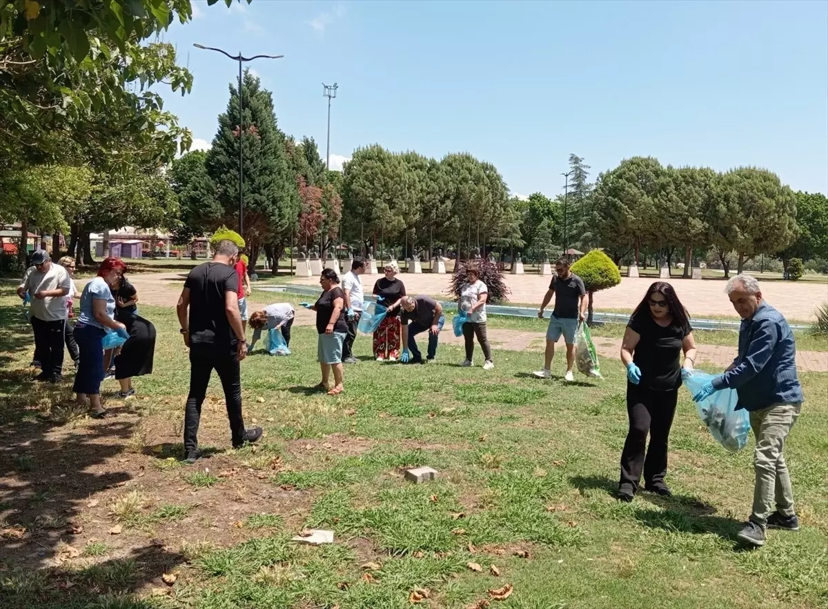Ceyhan Musiki Sevenler Derneği'nden Çevre Temizliği Etkinliği