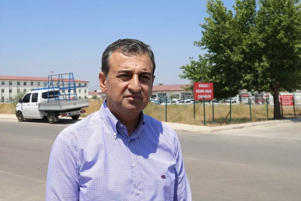CHP'li Bulut, Tutuklu Belediye Başkanı Böcek'i Ziyaret Etti