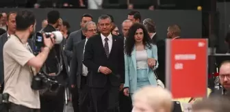 CHP Genel Başkanı Özgür Özel Almanya'da SPD Kongresine Katıldı