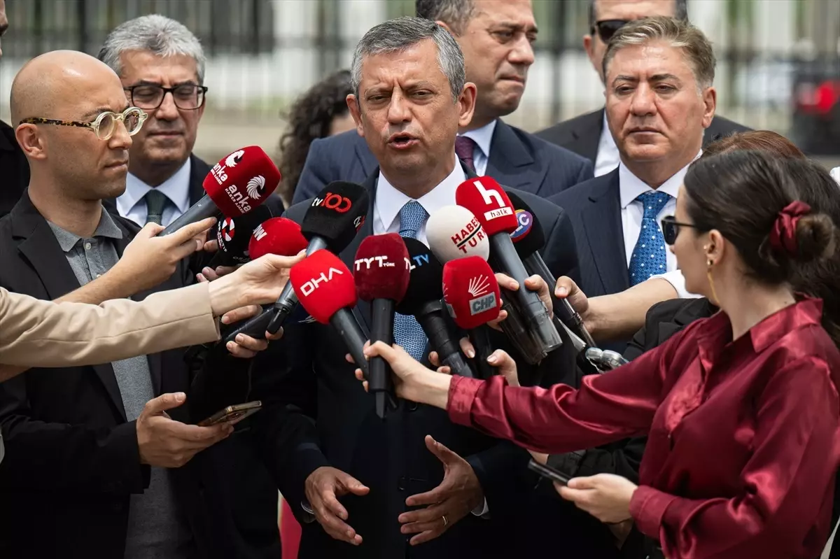 Özgür Özel: HSK Seçimi Anayasa'ya Aykırıdır
