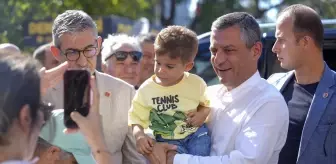 Özgür Özel, Burhaniye'de Partililerle Bir Araya Geldi