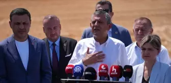 CHP Genel Başkanı Özgür Özel, İmamoğlu ve Diğer Tutukluları Ziyaret Etti