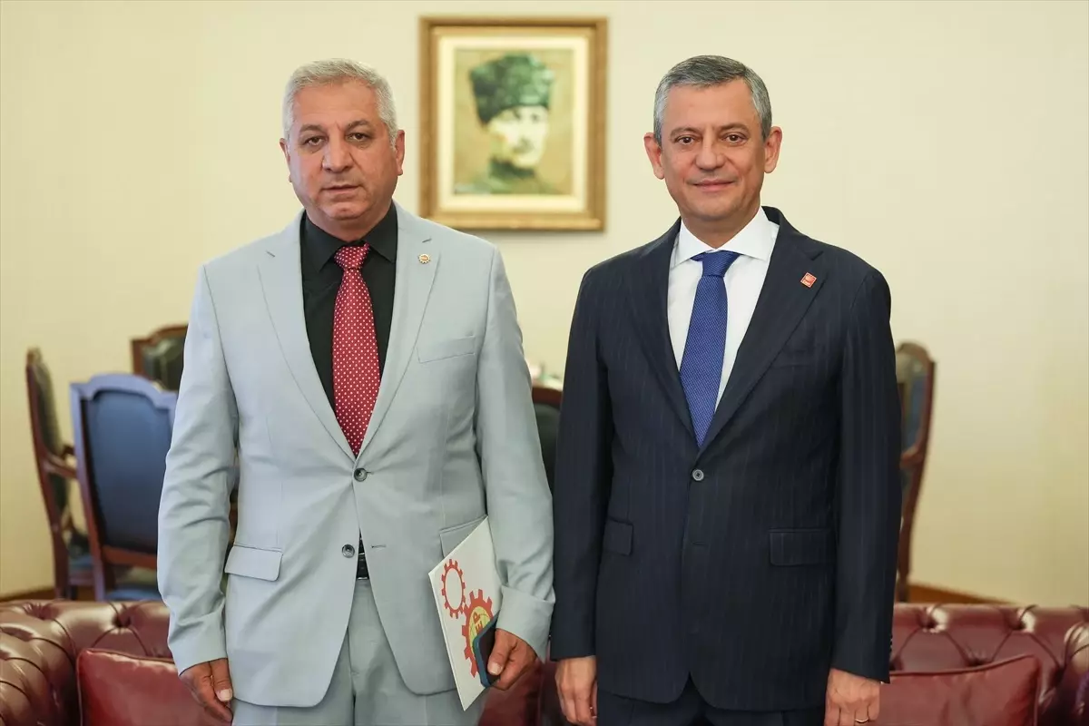 Özgür Özel, Orman Yangınları ve Ekonomi Üzerine Açıklamalarda Bulundu
