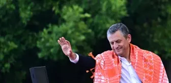 Özgür Özel: CHP, Emperyalistlere Karşı Milletinin Yanında Dimdik Ayaktadır