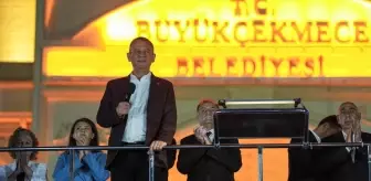 CHP Genel Başkanı Özgür Özel'in Büyükçekmece Mitingi: Erken Seçim Çağrısı ve Yolsuzluk İddiaları