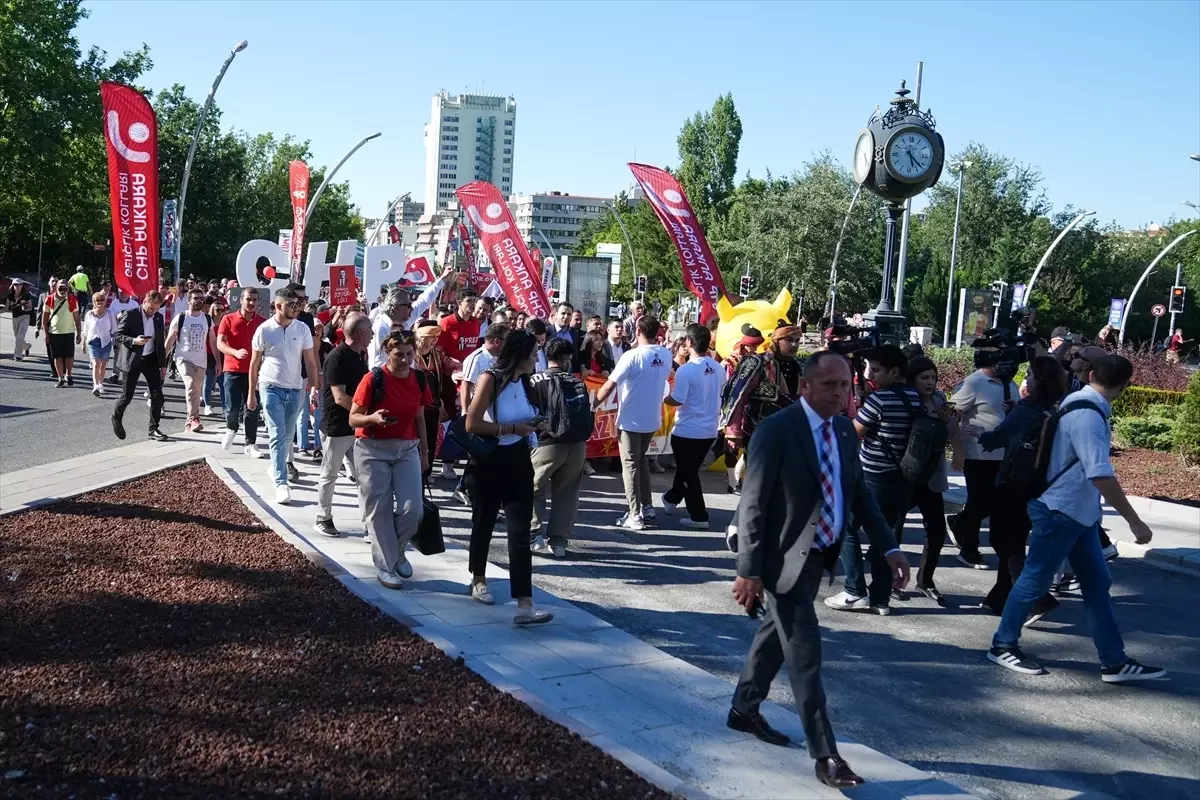 CHP Genel Başkanı Özel, partisinin Cumhurbaşkanlığı Aday Ofisi'nin açılışında konuştu Açıklaması