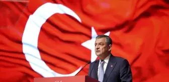 CHP Genel Başkanı Özel, partisinin İstanbul'da düzenlediği toplantıda konuştu Açıklaması