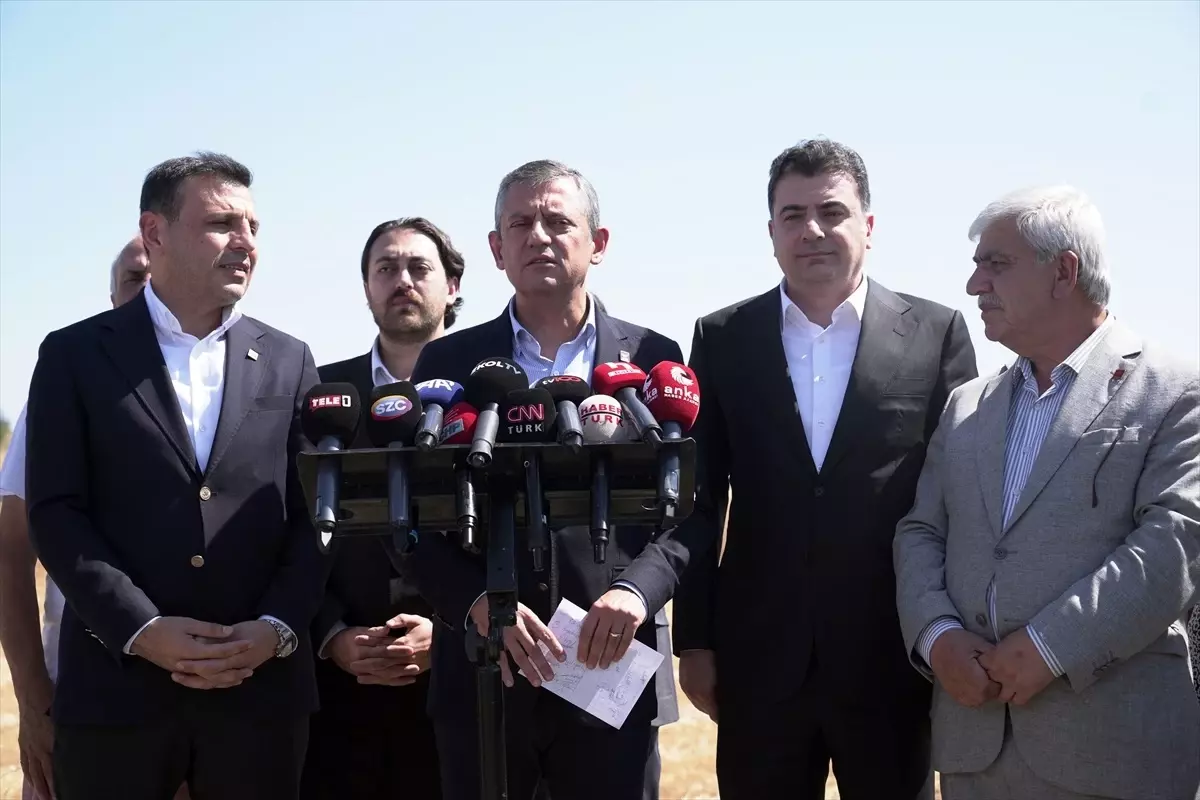 CHP Genel Başkanı Özel, Silivri'de açıklamalarda bulundu Açıklaması