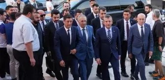 Özgür Özel, Sözcü TV'ye Verilen Cezayı Eleştirdi