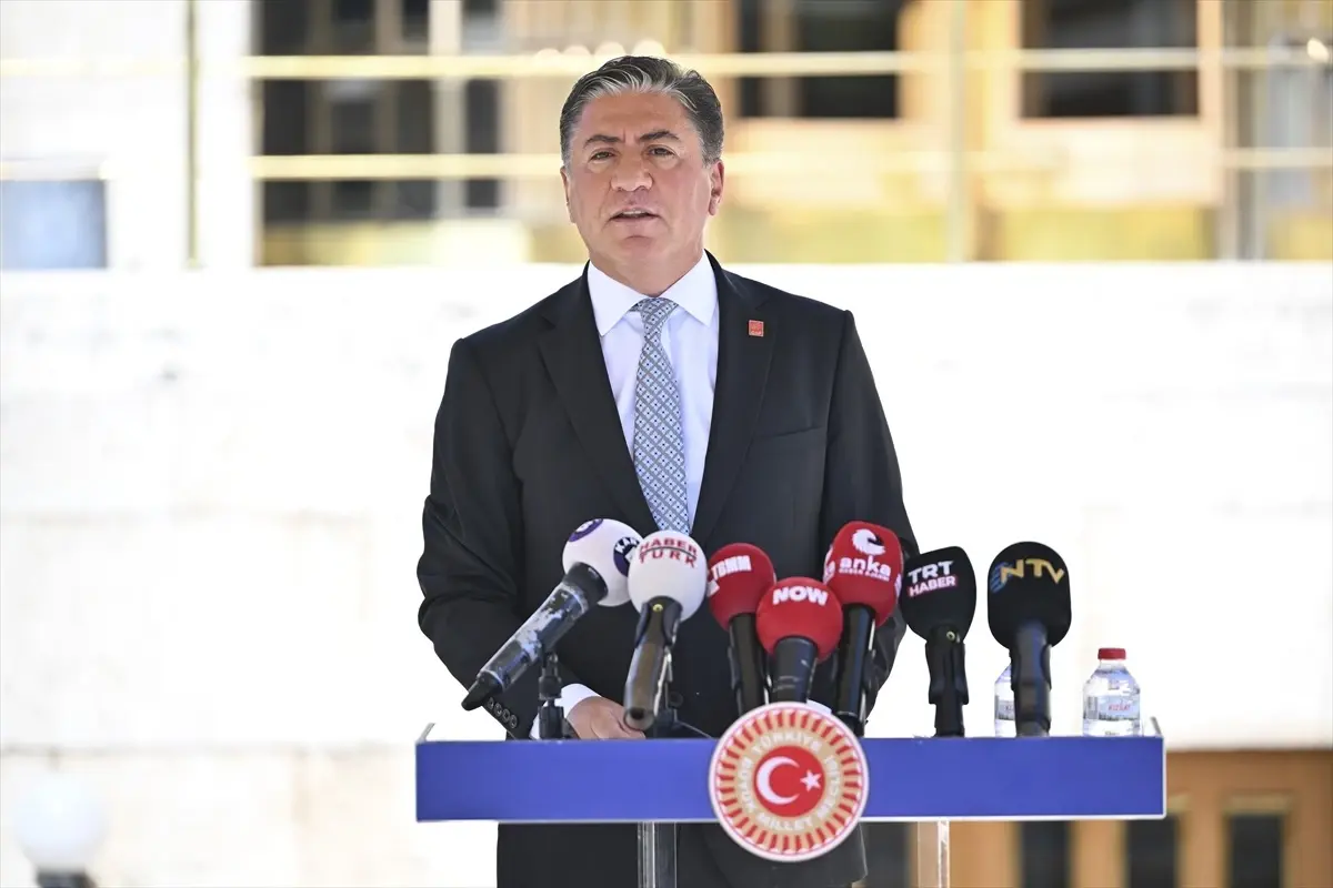 CHP'li Murat Emir: 'Terörsüz Türkiye' hedefine samimiyetle destek veriyoruz