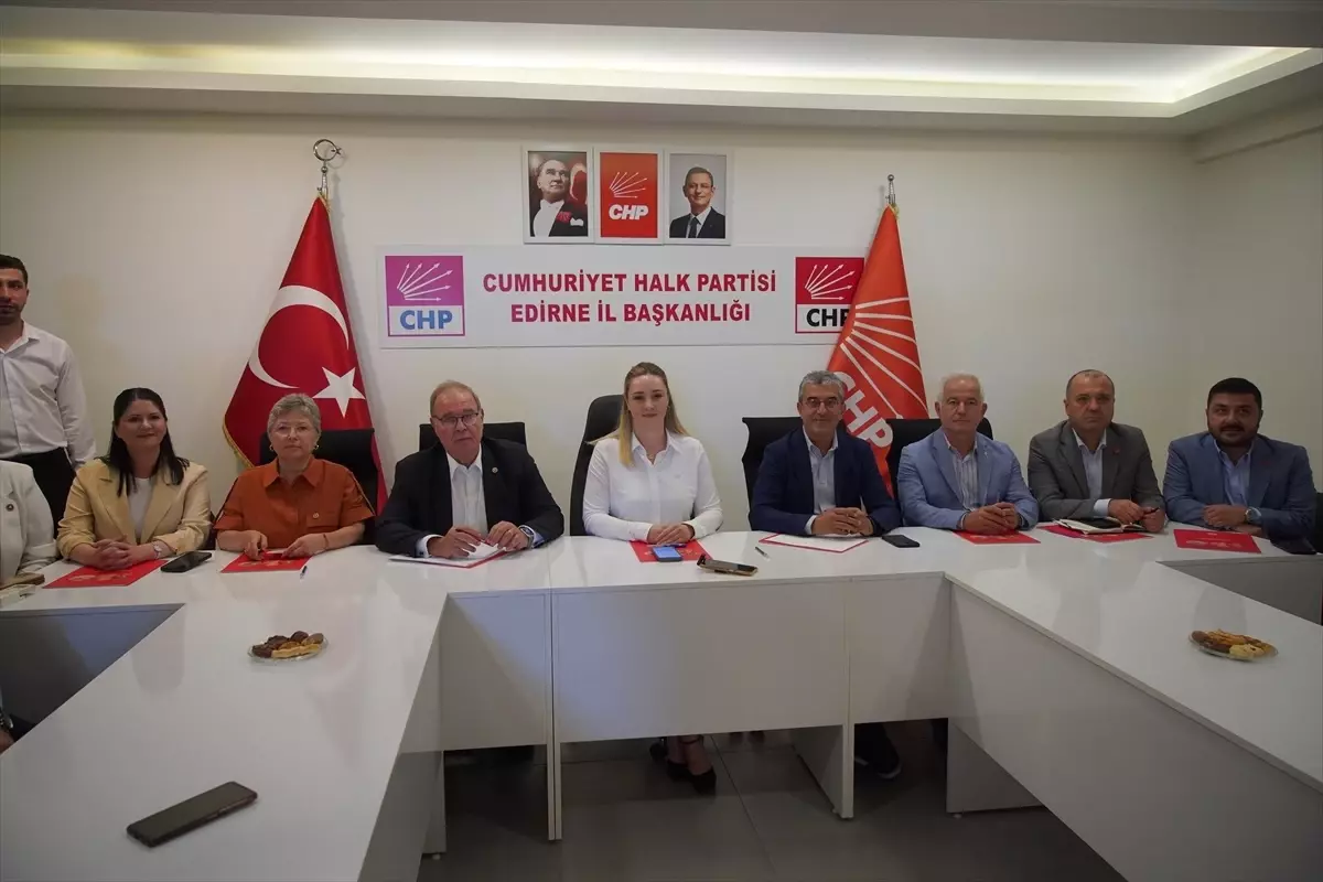 CHP, Ağustos Ayında 81 İlde Saha Çalışması Yapacak