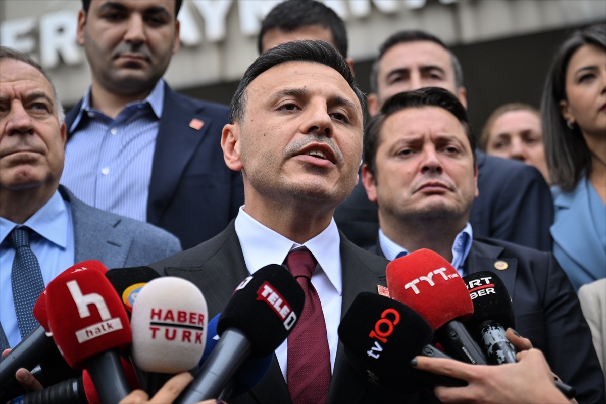 Özgür Çelik CHP İstanbul İl Başkanlığına Yeniden Seçildi