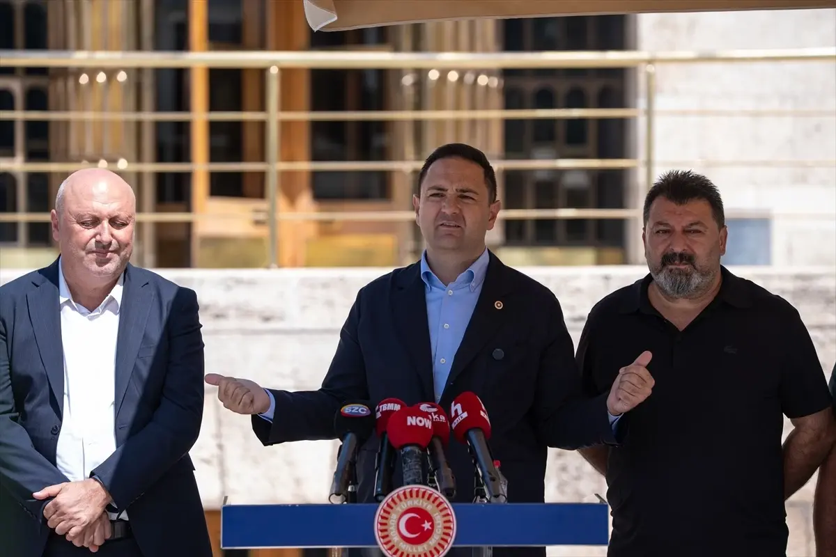 CHP'li Akdoğan: Servis Esnafı Desteklenmeli
