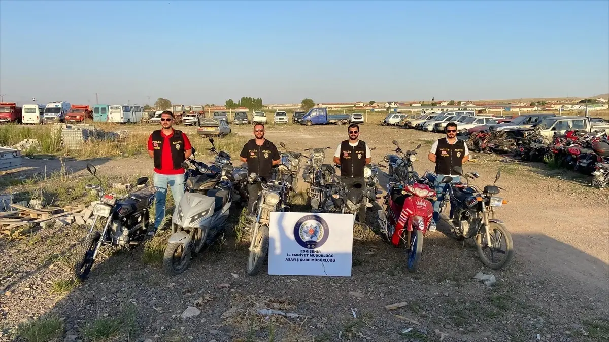 Çalıntı Motosikletler Denetimle Ele Geçirildi