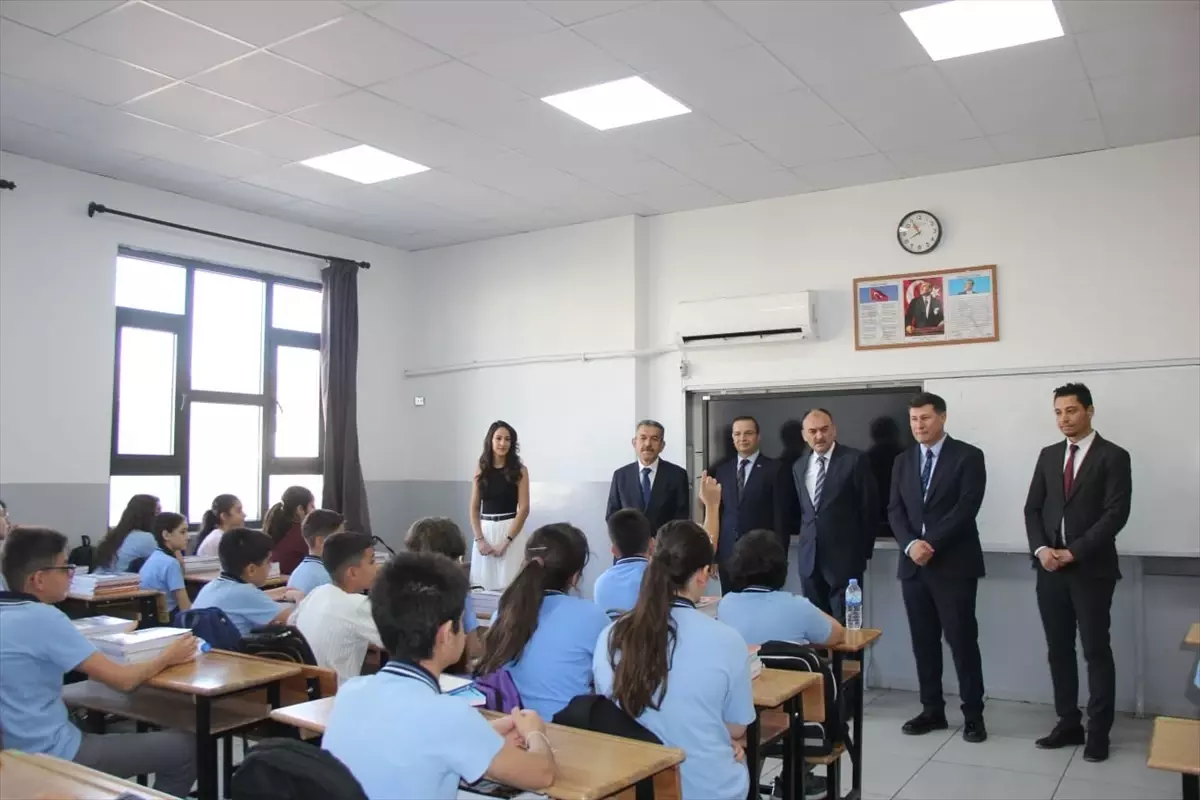 Cizre'de 2025-2026 Eğitim-Öğretim Yılı Törenle Başladı