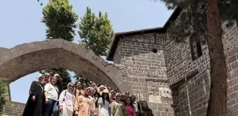 Cizre'den 80 Kadına Diyarbakır ve Mardin Gezisi