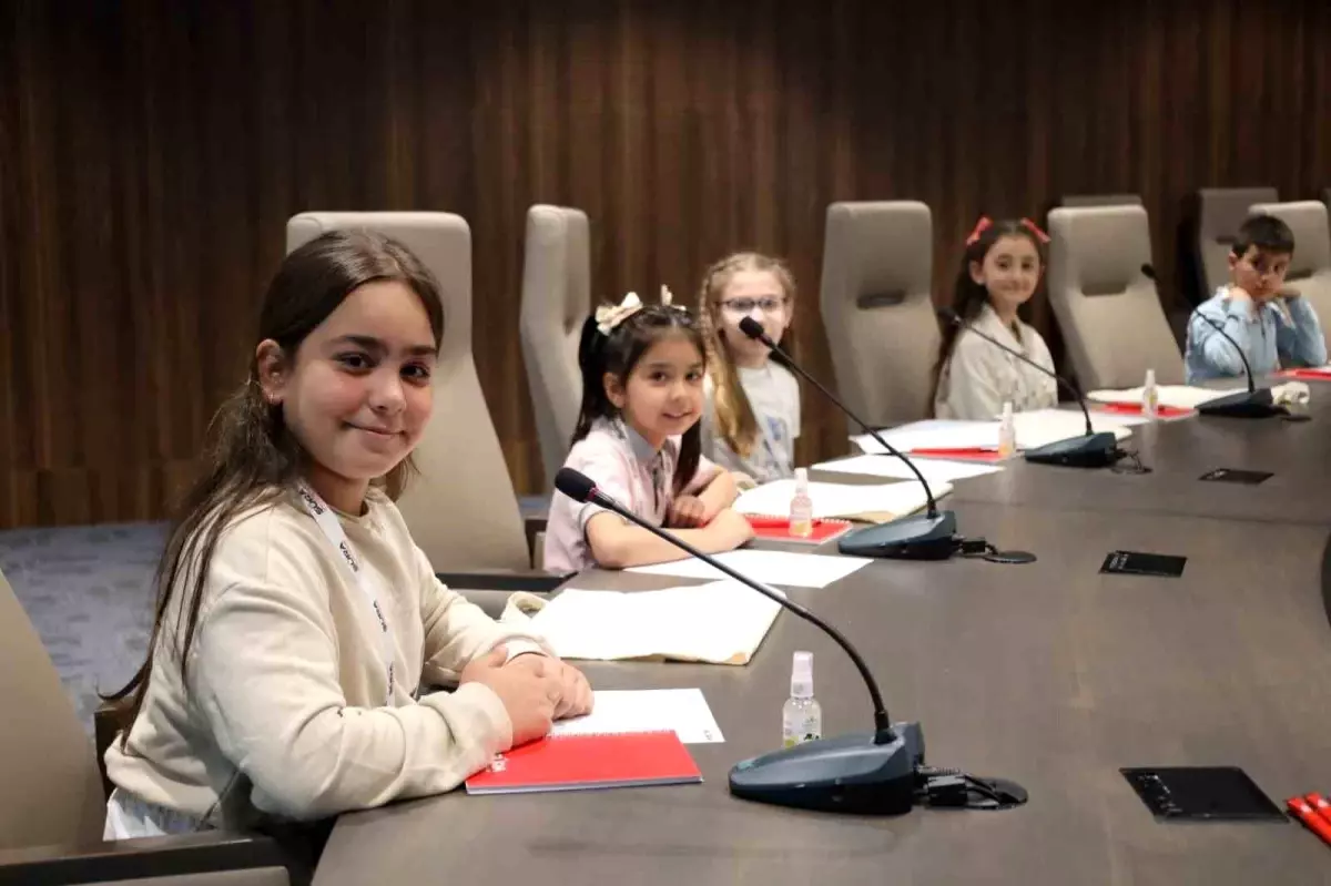 Kocaeli'de Çocuklar Şehre Yön Verdi