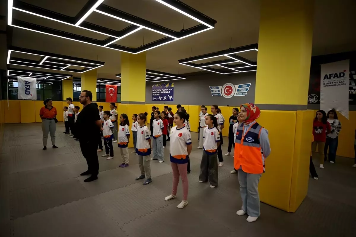 AFAD ERVA Spor Kulübü ile Çocuklara Afet Bilinci ve Spor Eğitimi