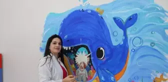Emine Ser Tanrıverdi: Duvarları Sanatla Renklendiriyor