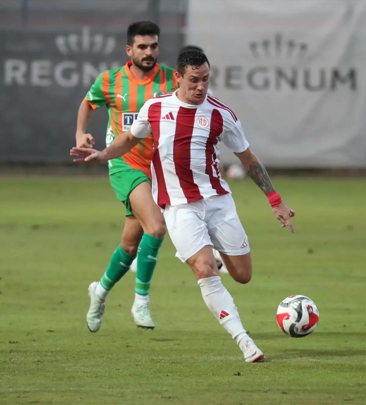 Corendon Alanyaspor, Hazırlık Maçında Antalyaspor'u 1-0 Yendi
