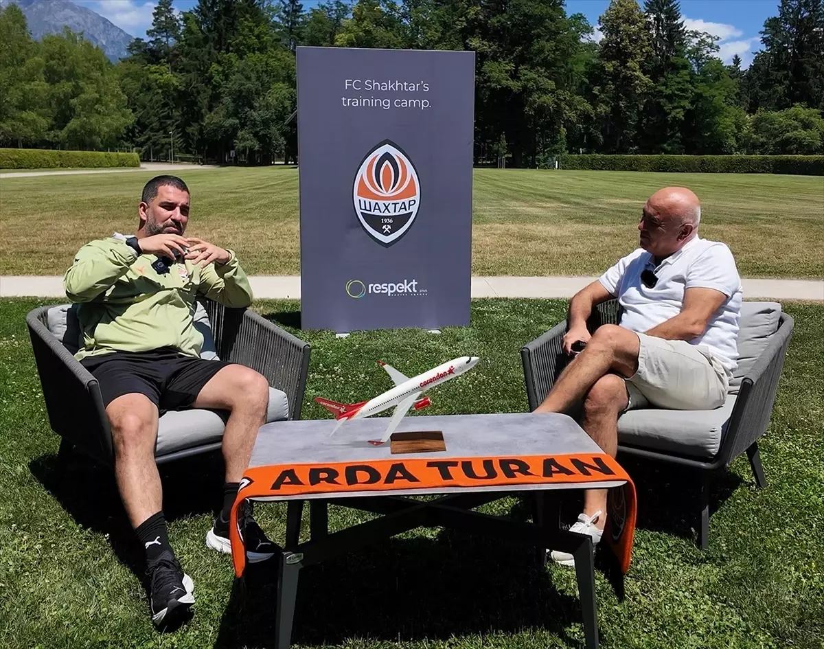 Arda Turan Corendon Sport Talks'ta Teknik Direktörlük Hayatını Anlattı