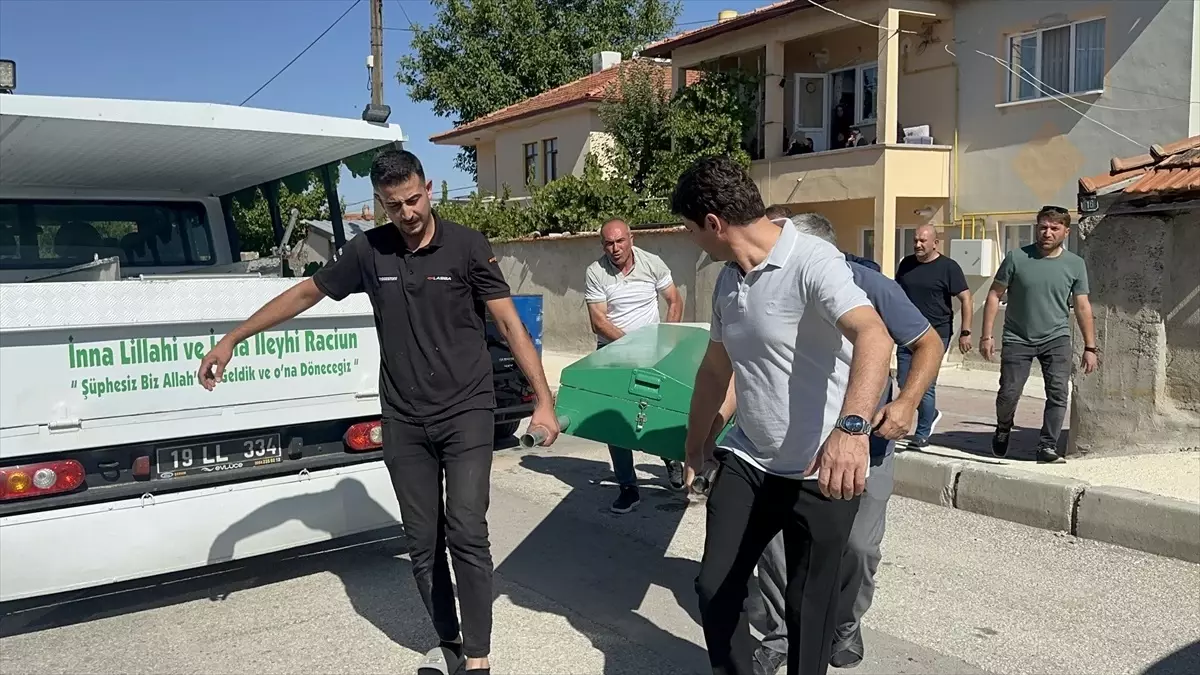 Engelli Birey Balkondan Düşerek Hayatını Kaybetti