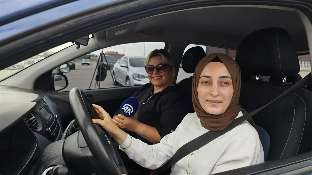 Görme Engelliler İlk Kez Araç Kullandı