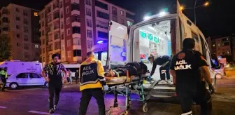 Çorum'da Elektrikli Motosiklet ile Otomobil Çarpıştı: 4 Yaralı