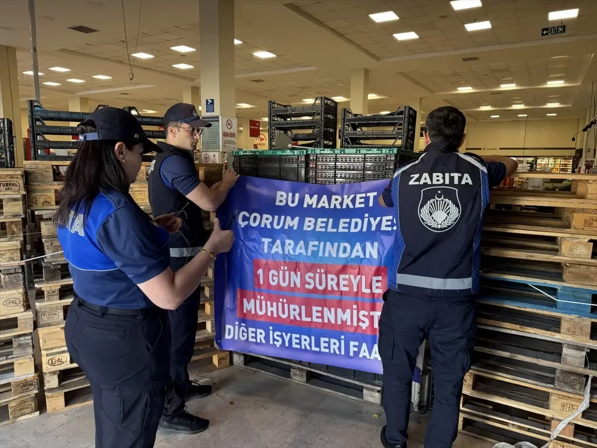 Çorum'da Son Kullanma Tarihi Geçmiş Ürün Satan Market Kapatıldı