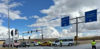 Çorum'da Taksi ile Elektrikli Motosiklet Çarpıştı: 1 Yaralı