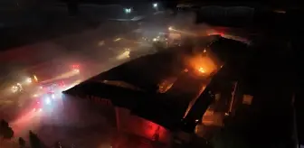 Çorum'daki Tekstil Fabrikasında Yangın: Müdahale Devam Ediyor