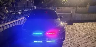 Alaca'da Usulsüz Çakar Lamba Kullanan Sürücü ve Araç Sahibine Cezalar Kesildi