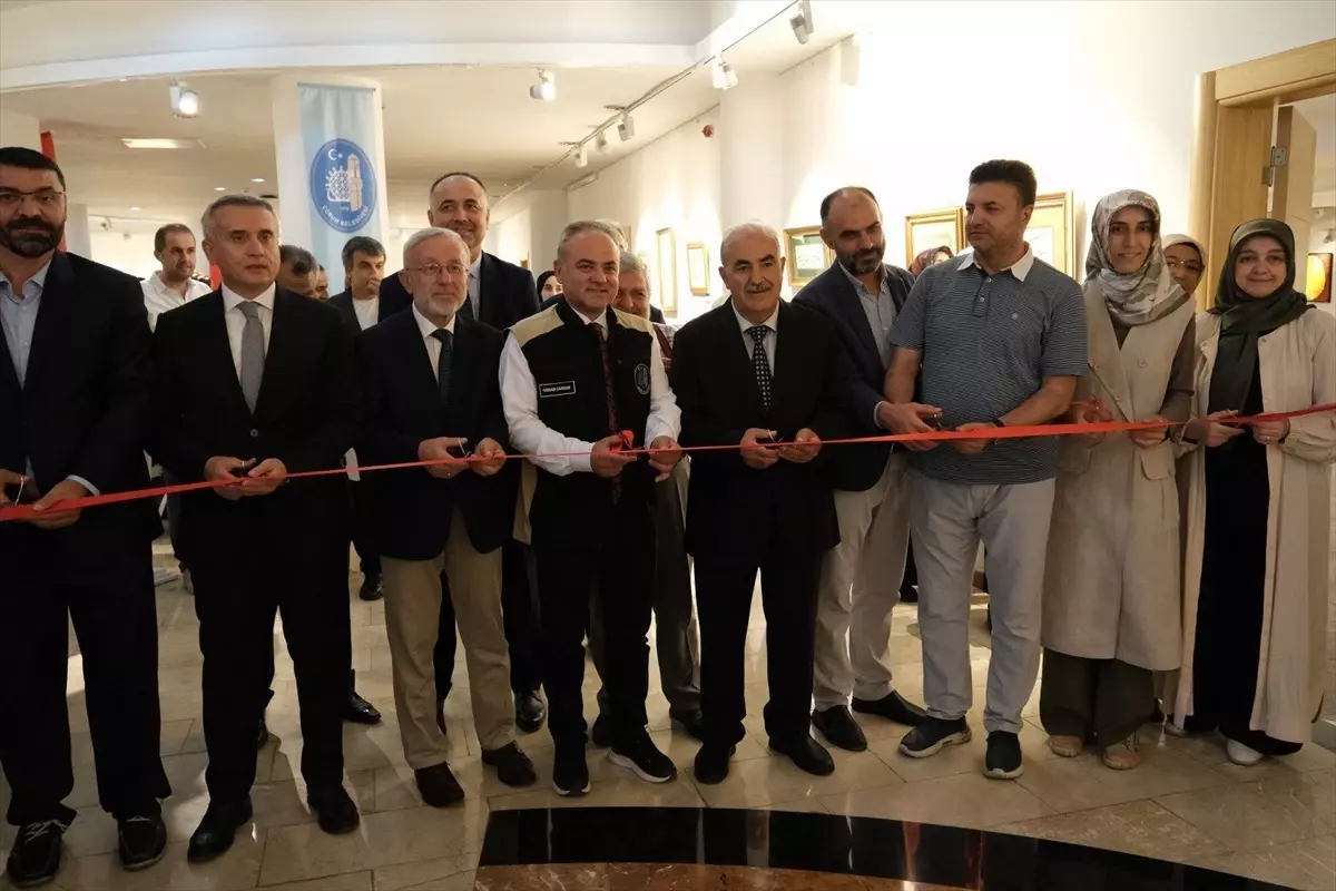 Çorum'da Çorumlu Hattatlar İcazet Sergisi Açıldı