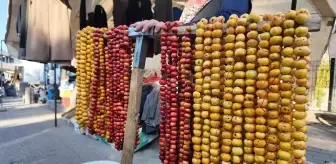 Çubuk'ta Yaban Meyveleri Pazarda