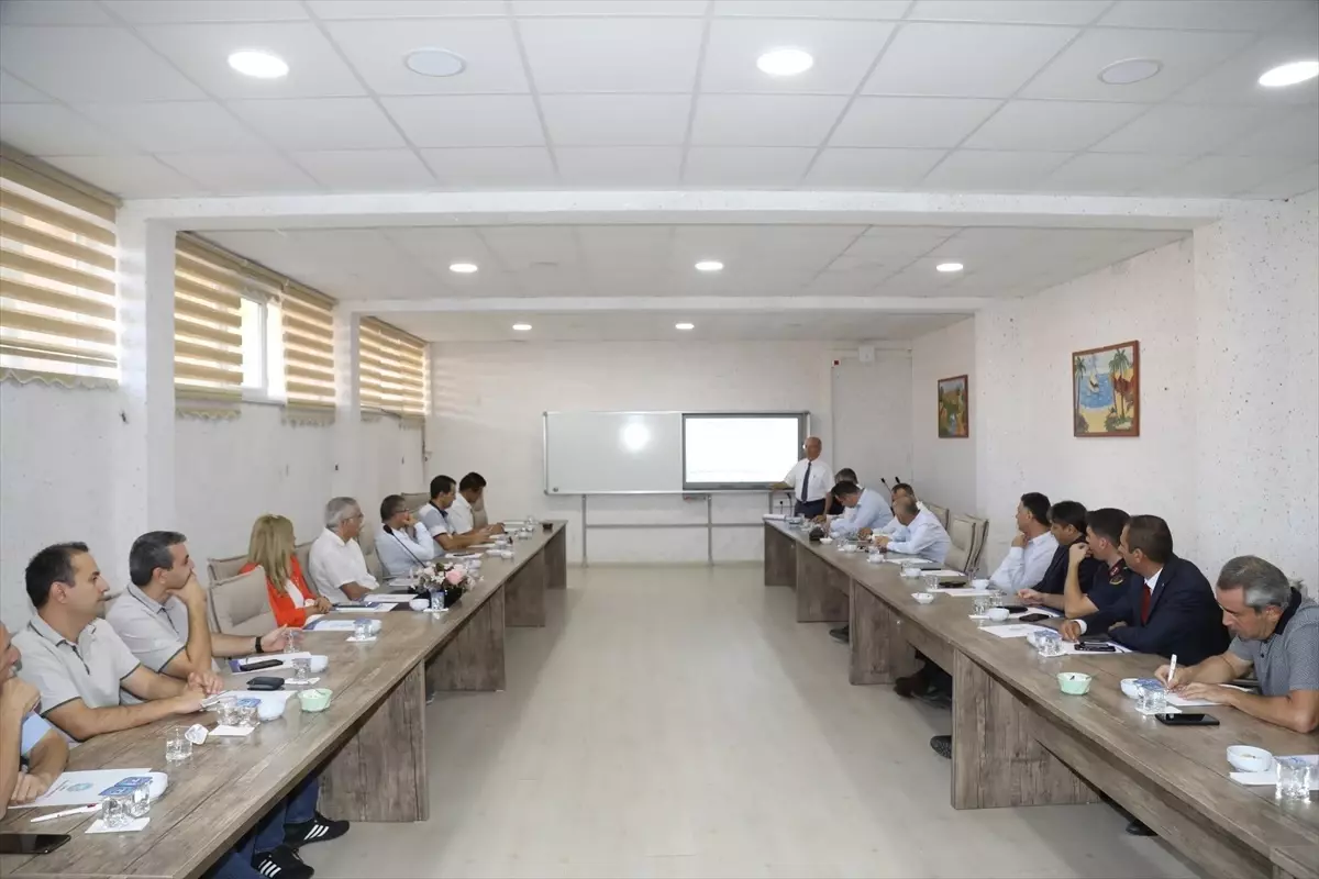 Çubuk&apos;ta Hayat Boyu Öğrenme Komisyonu Toplantısı Gerçekleştirildi