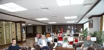 Çubuk Belediye Başkanı, 500 Tam Puan Alan Öğrencileri Ağırladı