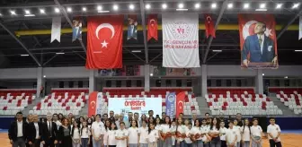 Çubuk'ta Öğrencilerden Yıl Sonu Orkestra Konseri